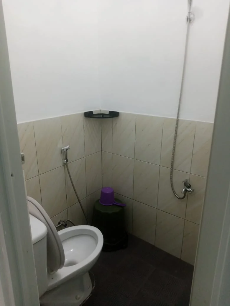 Kontrakan Azizi AC & Non AC - Foto 3